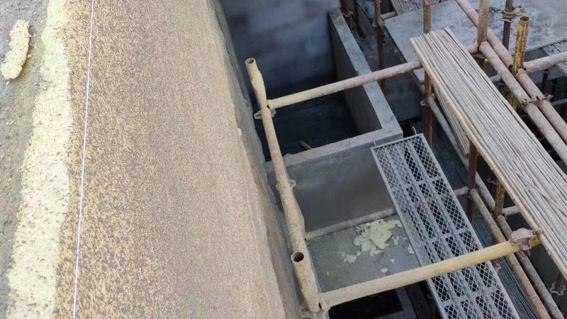 北京聚氨酯防水涂料：性能解析与优缺点对比